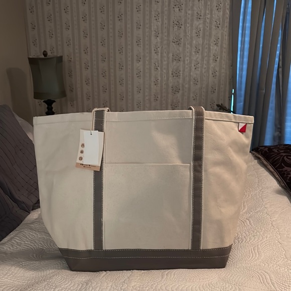 ShoreBags Handbags - NWT SHOREBAGS LARGE OFF WHITE/GRAY ACCENTS
